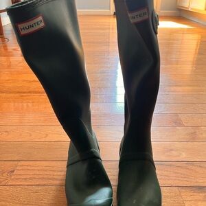 Hunter Black Tall Rain Boots